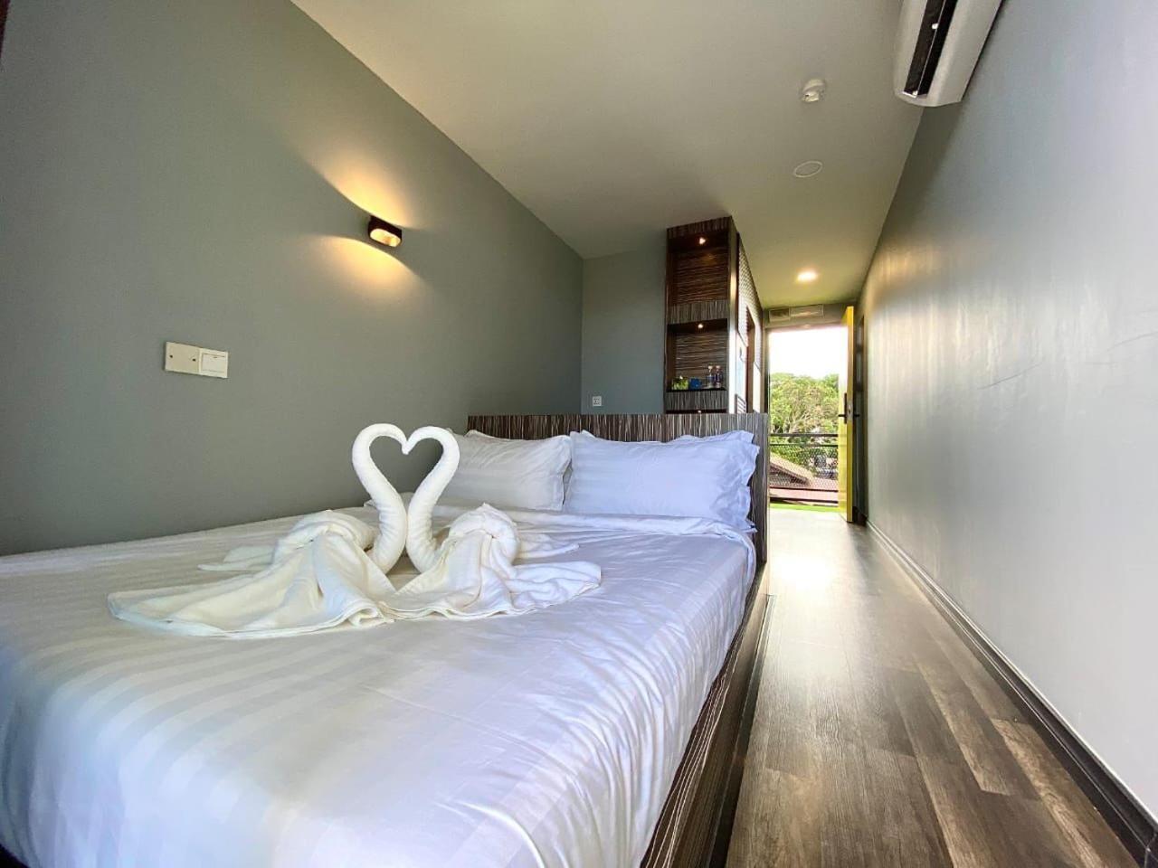 Boxinn The Kontena Home Semporna Exterior photo